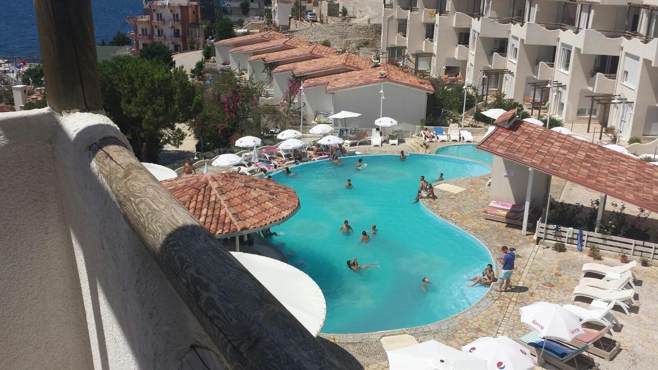 Valentino Bouganville Bay * Sarandë